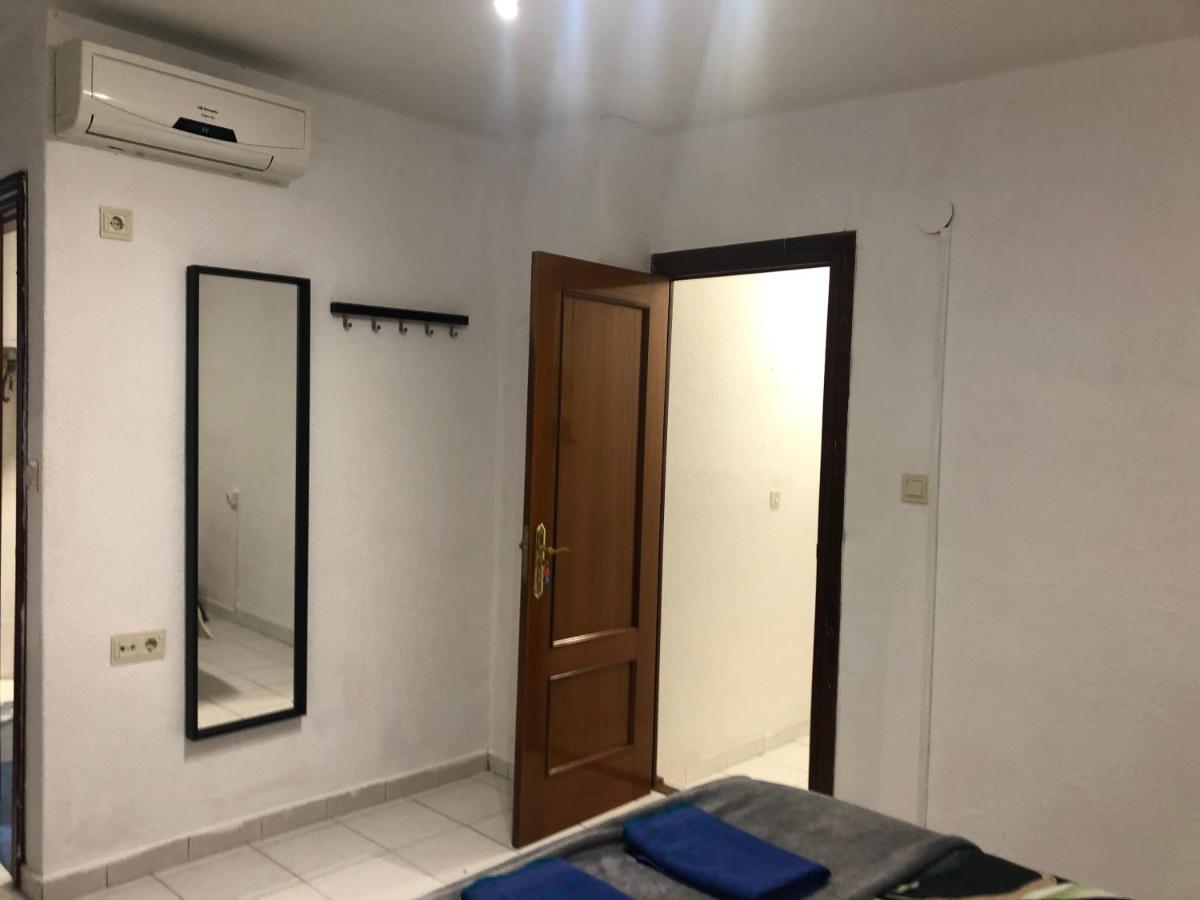 Barbieri Granada Pension Εξωτερικό φωτογραφία