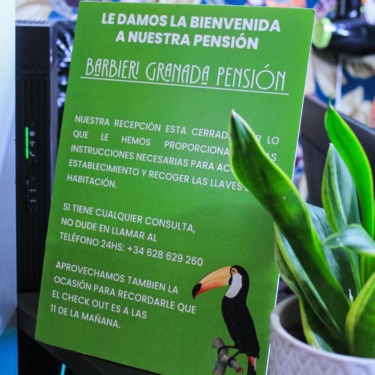 Barbieri Granada Pension Εξωτερικό φωτογραφία