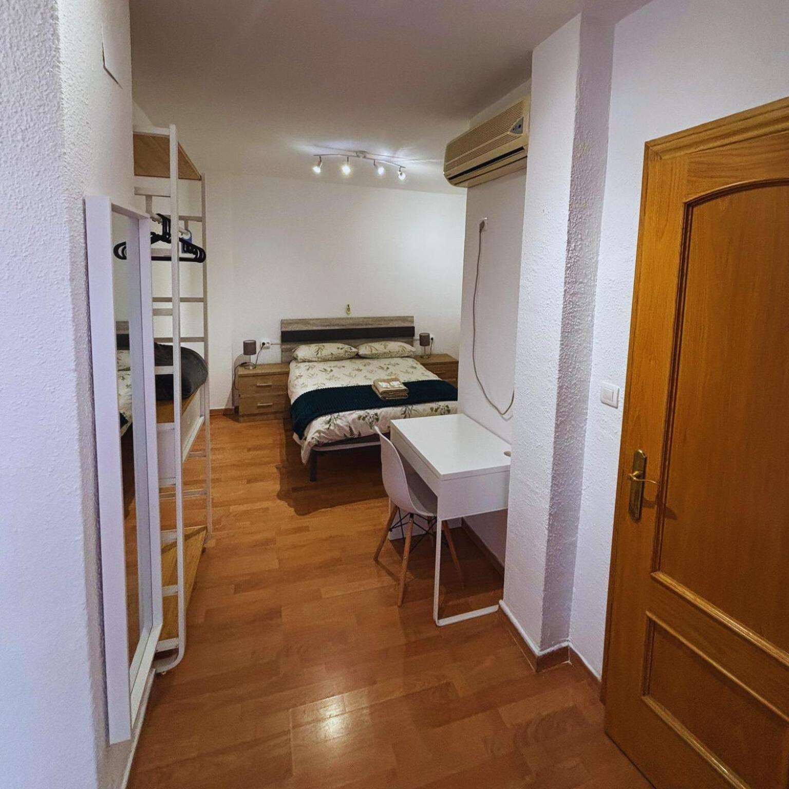 Barbieri Granada Pension Εξωτερικό φωτογραφία