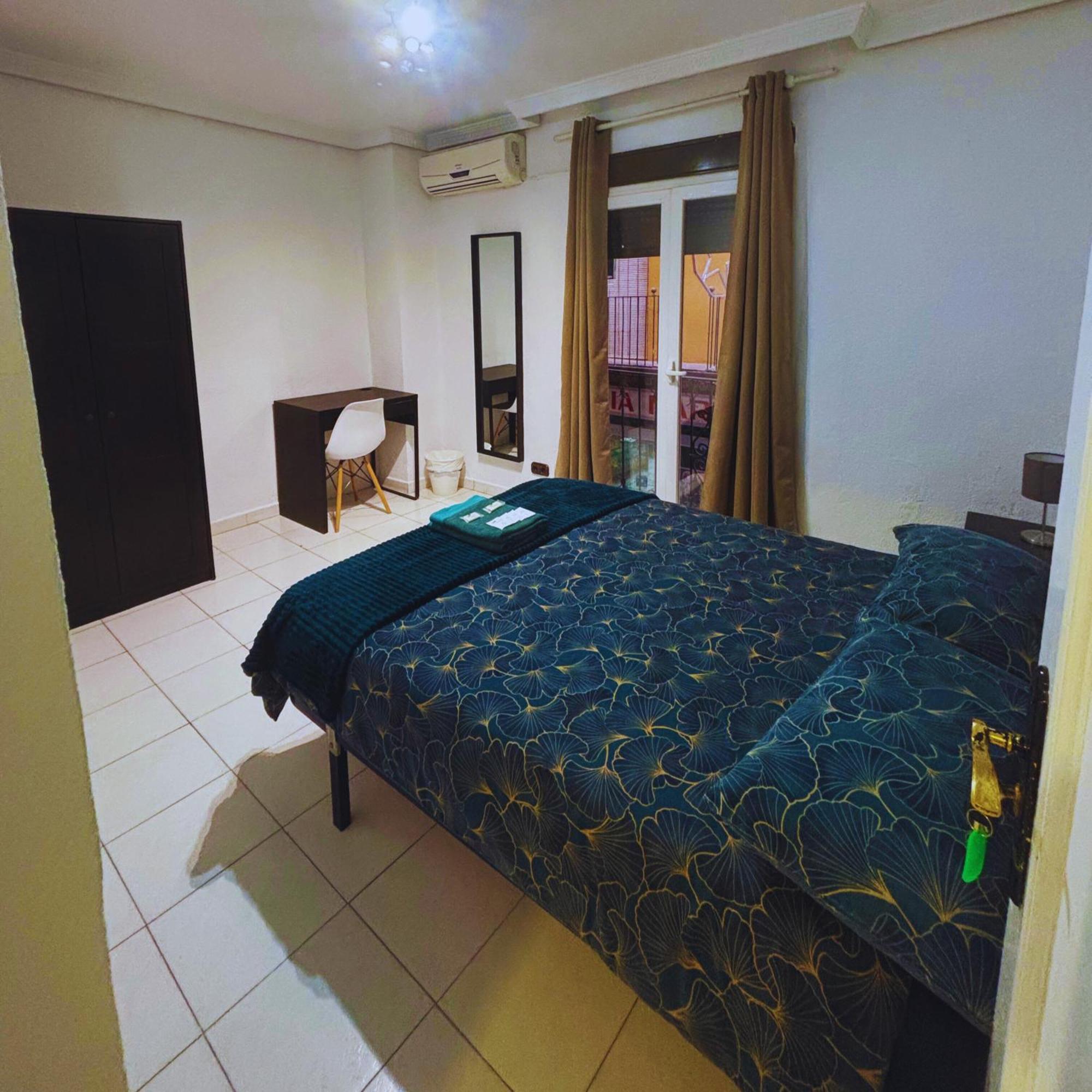 Barbieri Granada Pension Εξωτερικό φωτογραφία