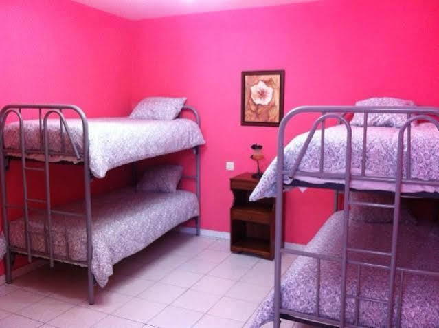 Barbieri Granada Pension Εξωτερικό φωτογραφία